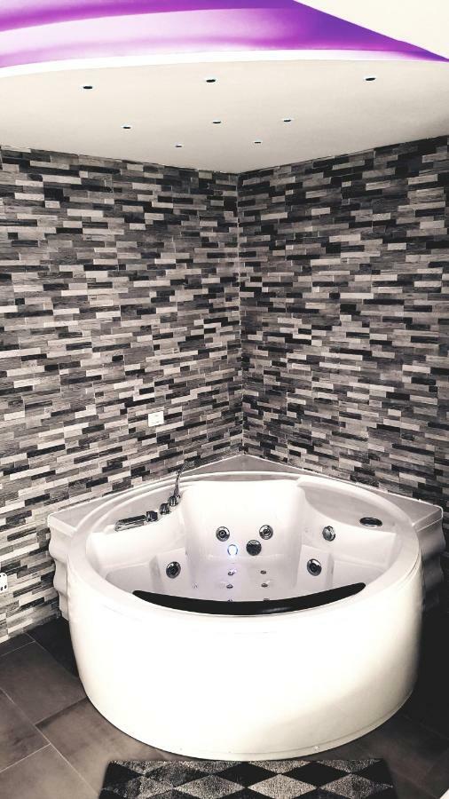 Diamond Suite Верона Екстер'єр фото